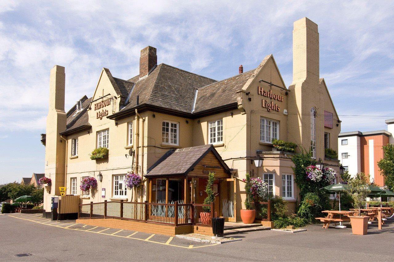 Premier Inn Portsmouth North Harbour Extérieur photo