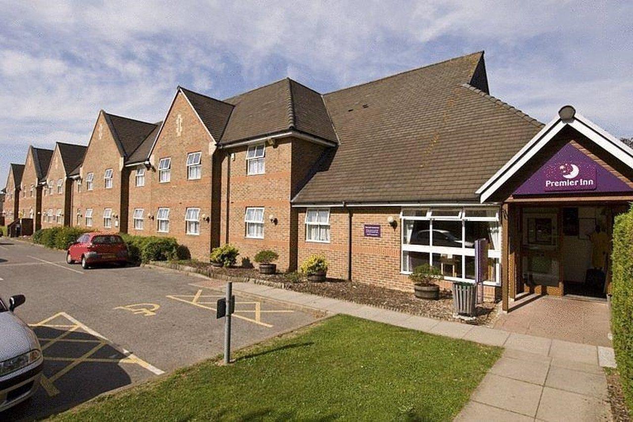 Premier Inn Portsmouth North Harbour Extérieur photo